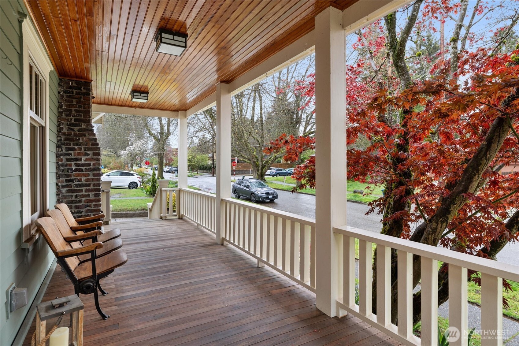 6551 24th Avenue NE, Seattle, WA 98115