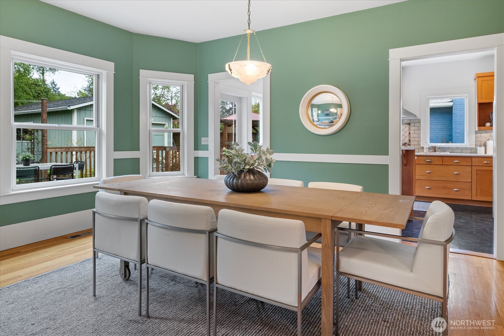 6551 24th Avenue NE, Seattle, WA 98115