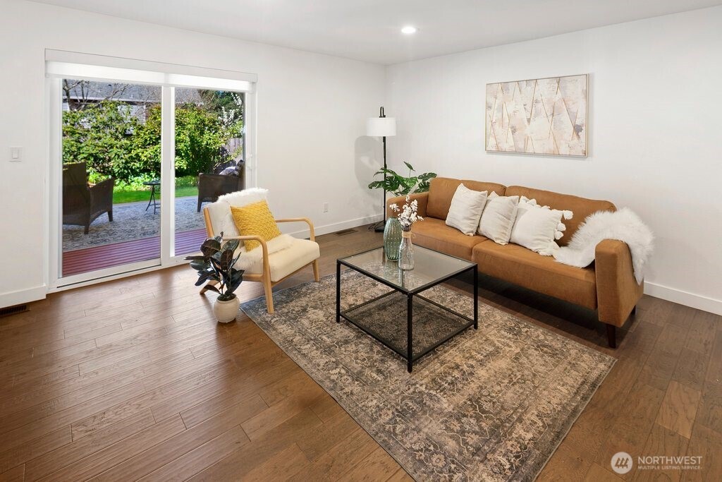 16404 NE 110th Street , Redmond, WA 98052