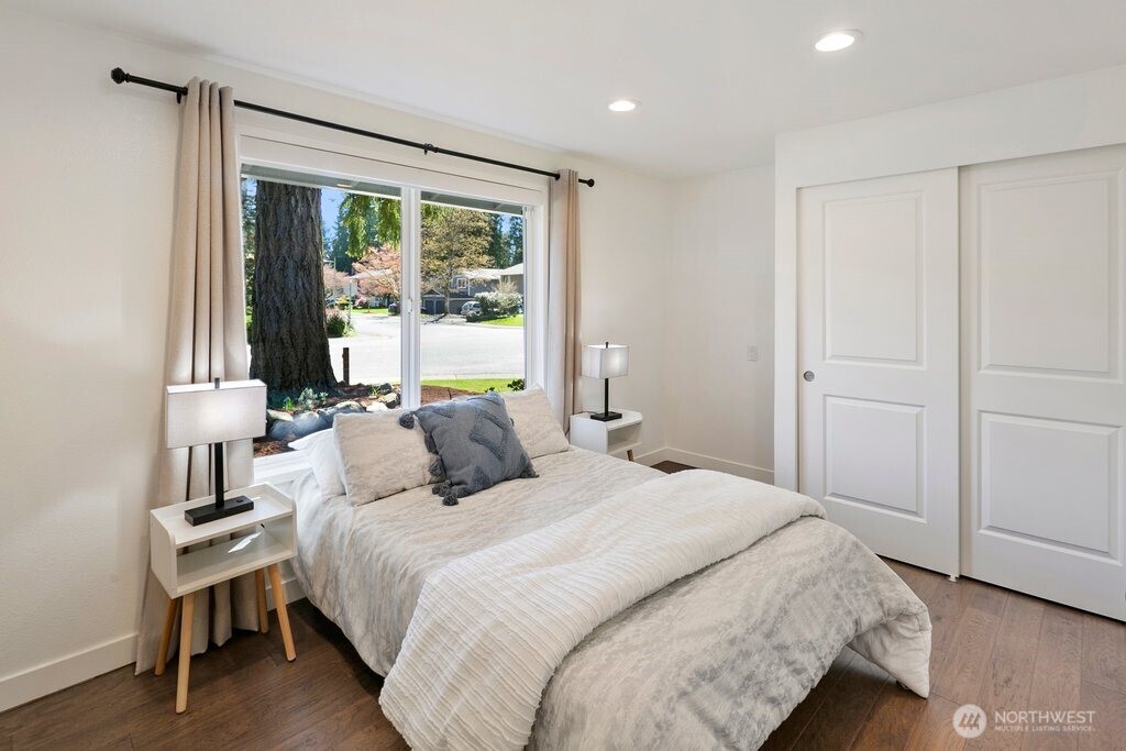 16404 NE 110th Street , Redmond, WA 98052