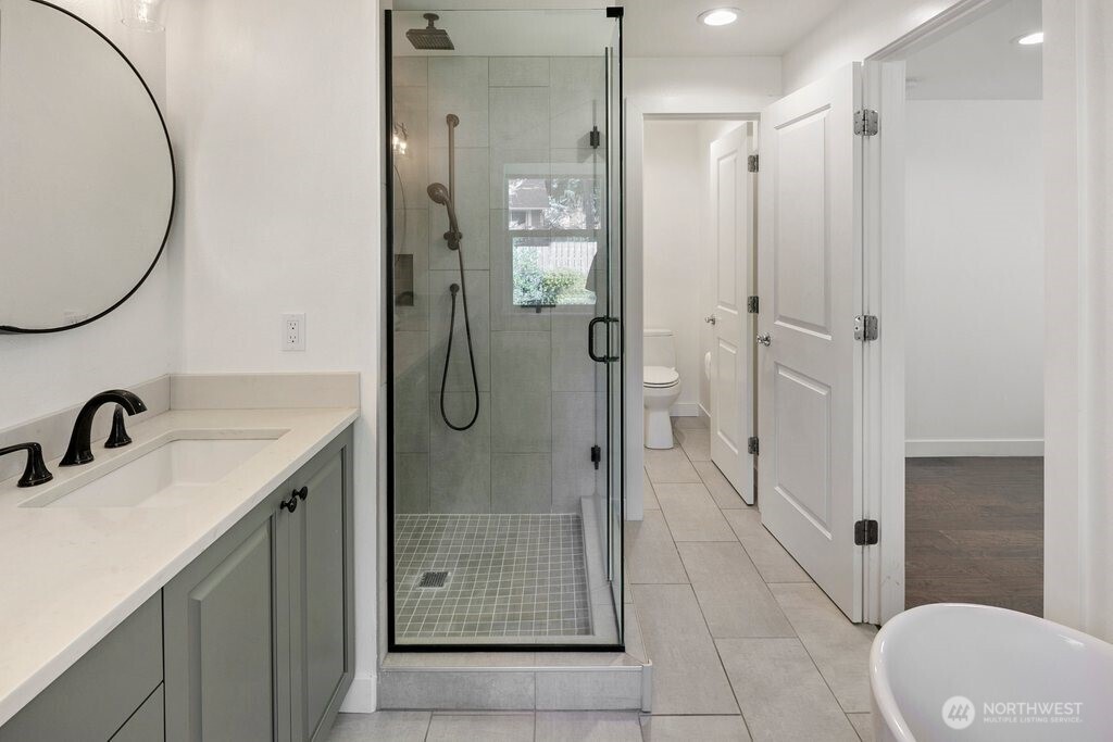 16404 NE 110th Street , Redmond, WA 98052