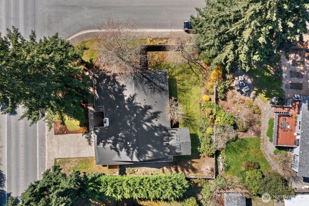 16404 NE 110th Street , Redmond, WA 98052
