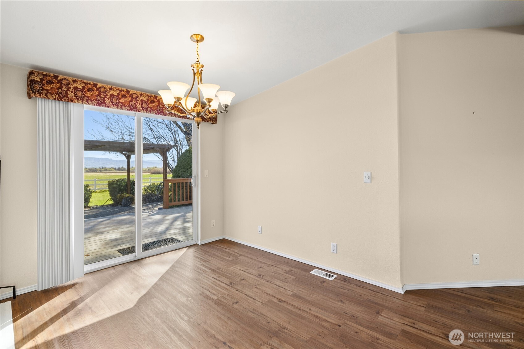 9010 Vantage Highway , Ellensburg, WA 98926