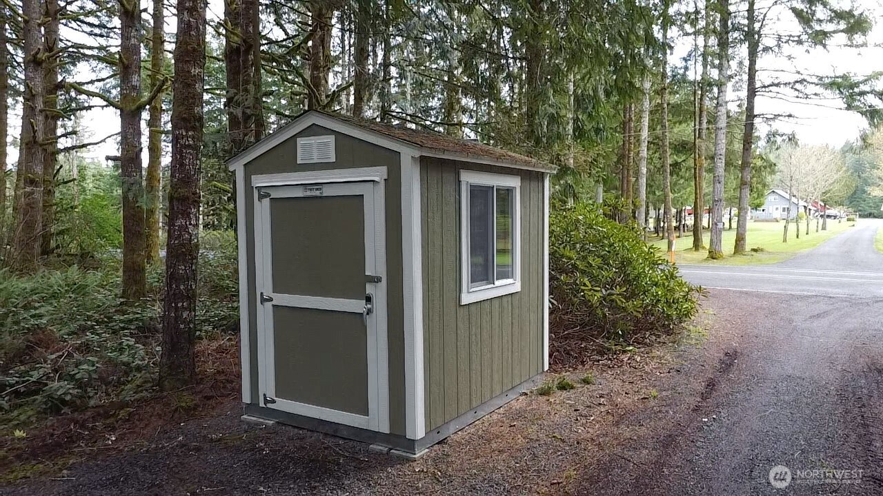 340 Nikula , Winlock, WA 98596