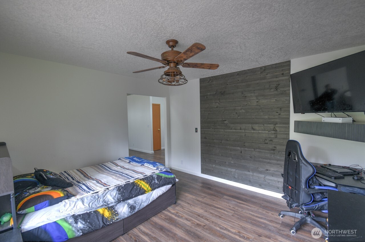 340 Nikula , Winlock, WA 98596