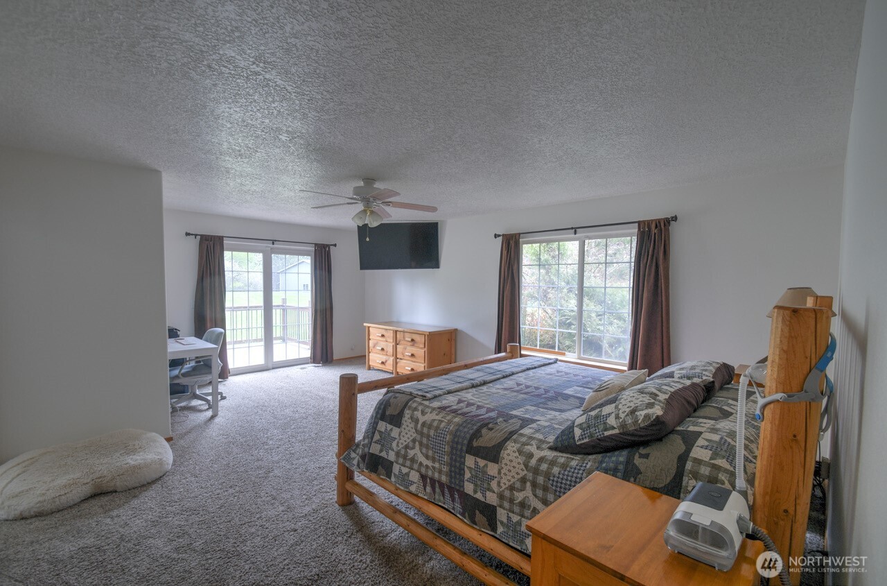 340 Nikula , Winlock, WA 98596
