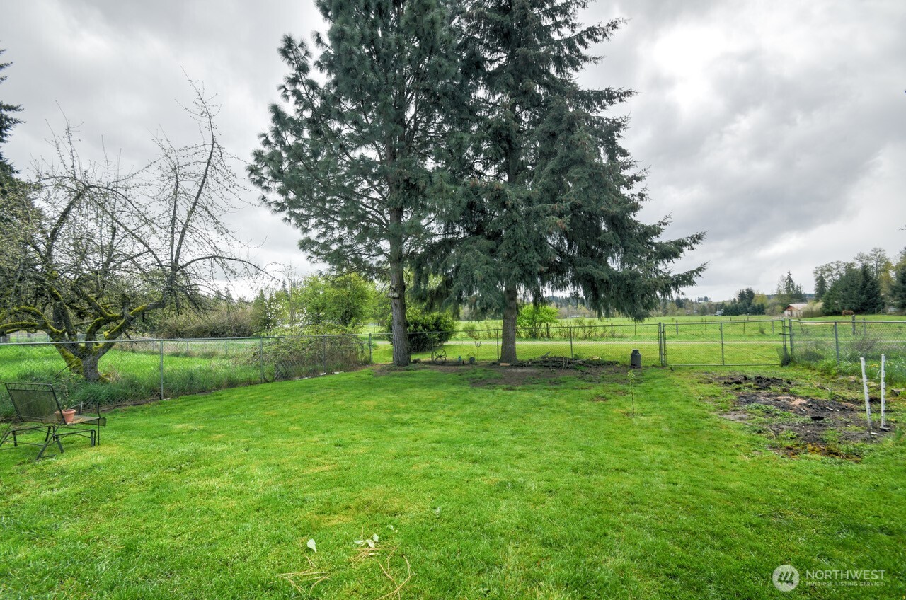 242 Main Street , Onalaska, WA 98570