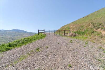 519 Diede Hills Lane , Wenatchee, WA 98801 - Photo 1