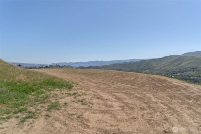 519 Diede Hills Lane , Wenatchee, WA 98801 - Photo 17