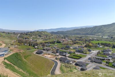 519 Diede Hills Lane , Wenatchee, WA 98801 - Photo 5