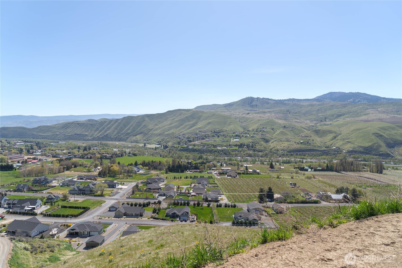 519 Diede Hills Lane , Wenatchee, WA 98801
