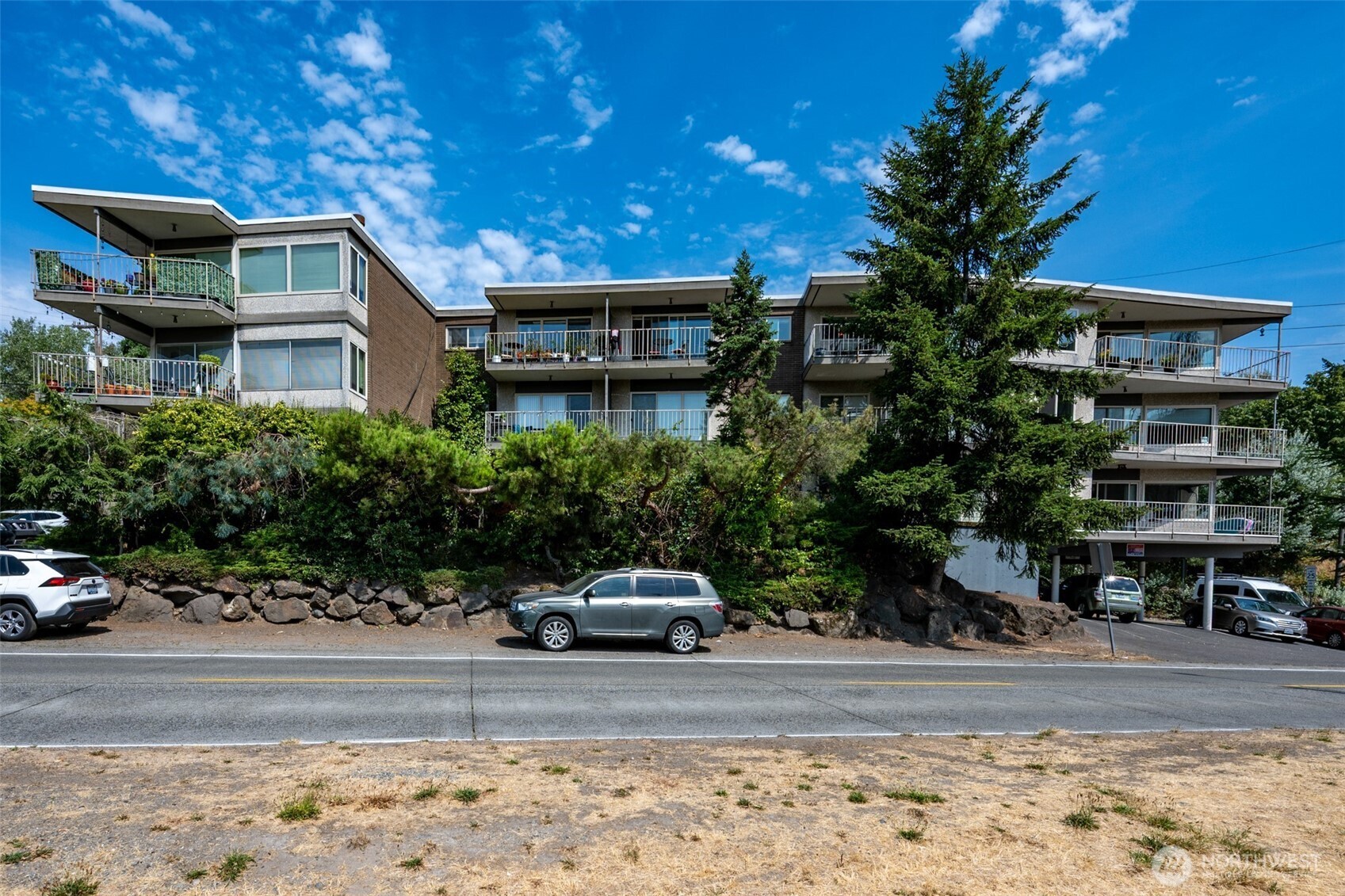 401 NE 40th Street , Seattle, WA 98105