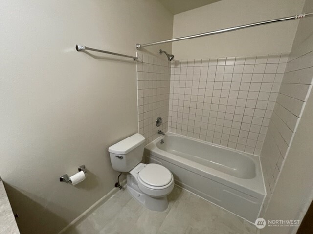 401 NE 40th Street , Seattle, WA 98105