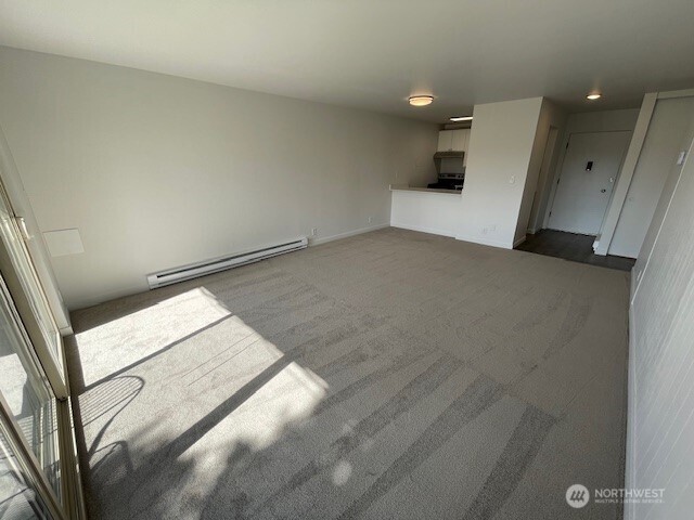 401 NE 40th Street , Seattle, WA 98105