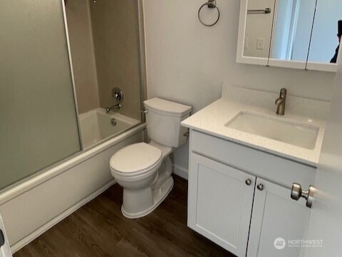 401 NE 40th Street , Seattle, WA 98105