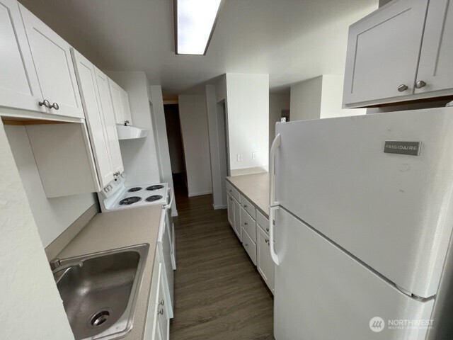 401 NE 40th Street , Seattle, WA 98105