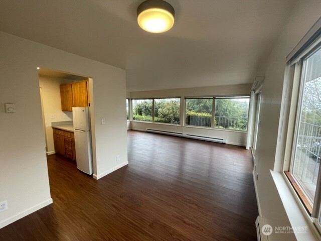 401 NE 40th Street , Seattle, WA 98105