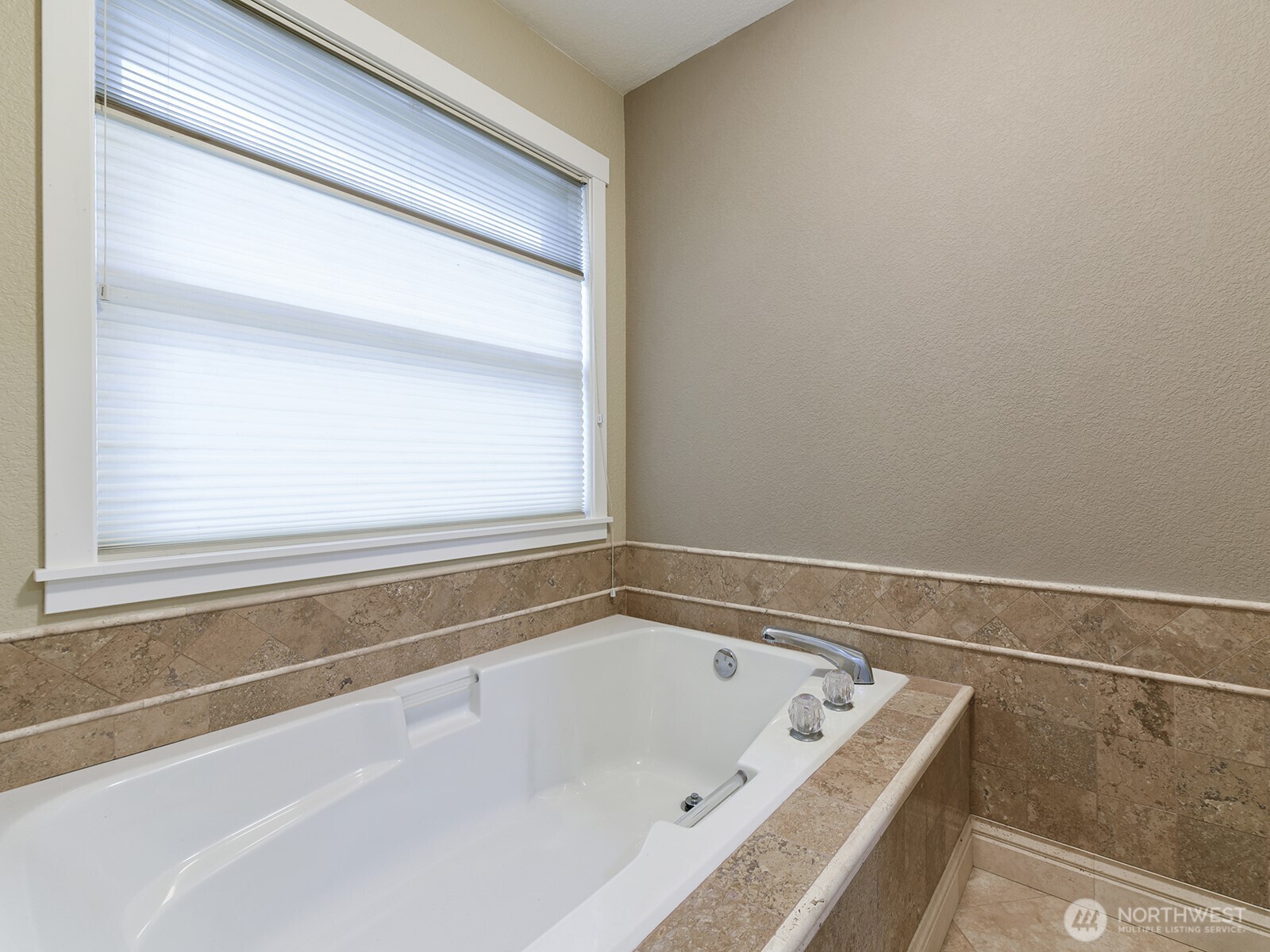25216 238th Avenue SE, Maple Valley, WA 98038