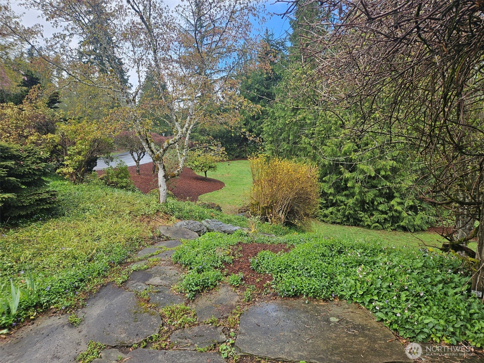 25216 238th Avenue SE, Maple Valley, WA 98038