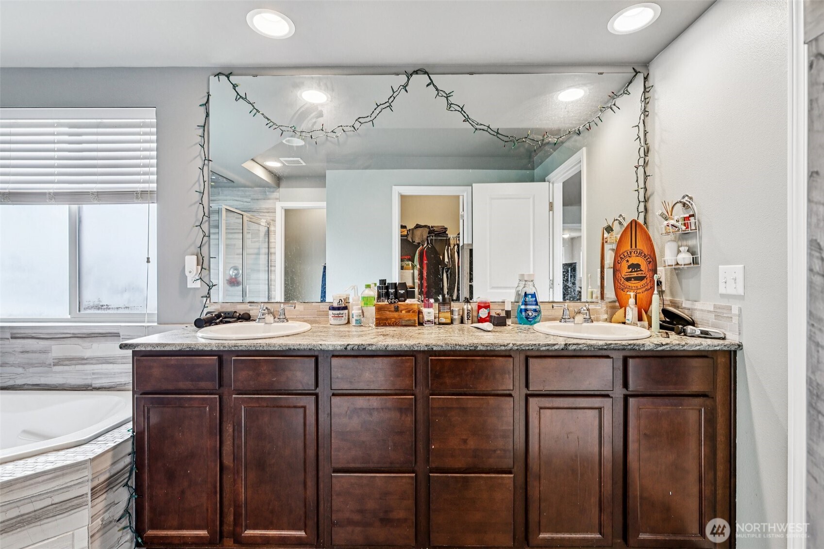 18818 111th Avenue Ct E, Puyallup, WA 98374