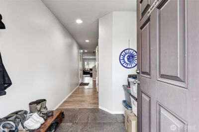 18818 111th Avenue Ct E, Puyallup, WA 98374 - Photo 2