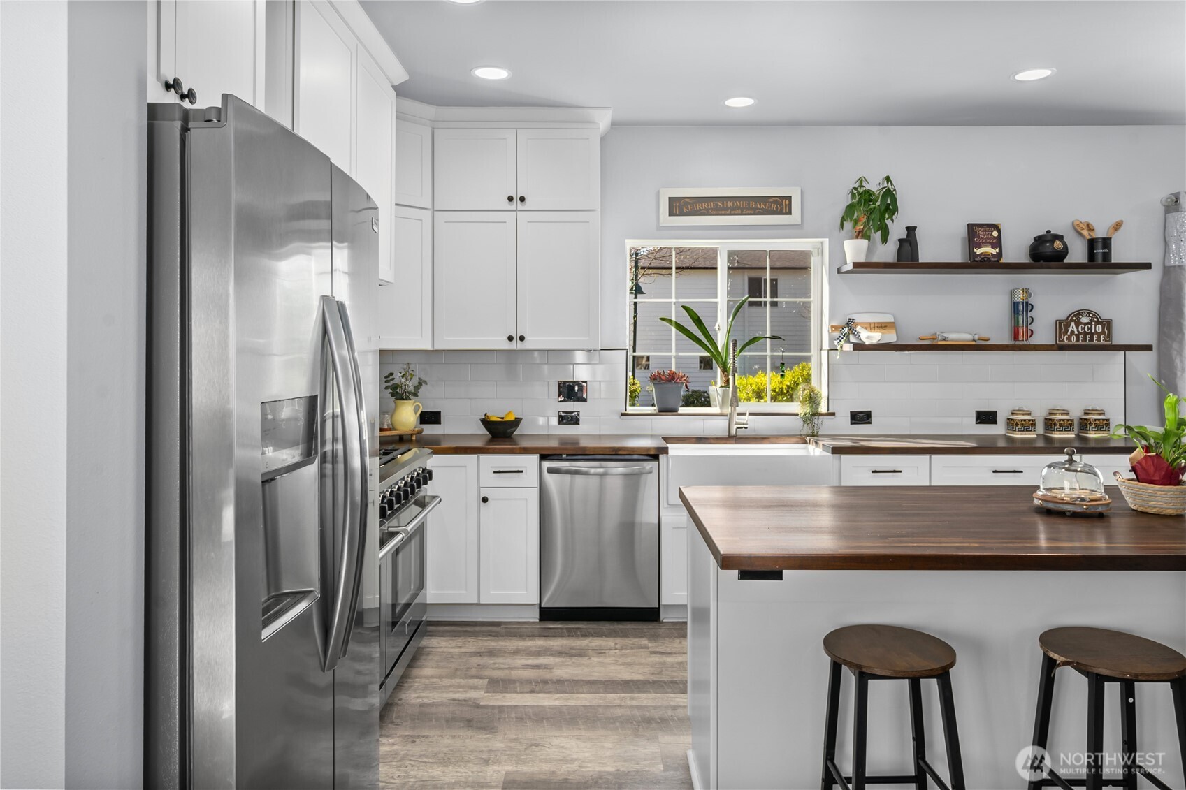 4915 Bering Street NW, Gig Harbor, WA 98332