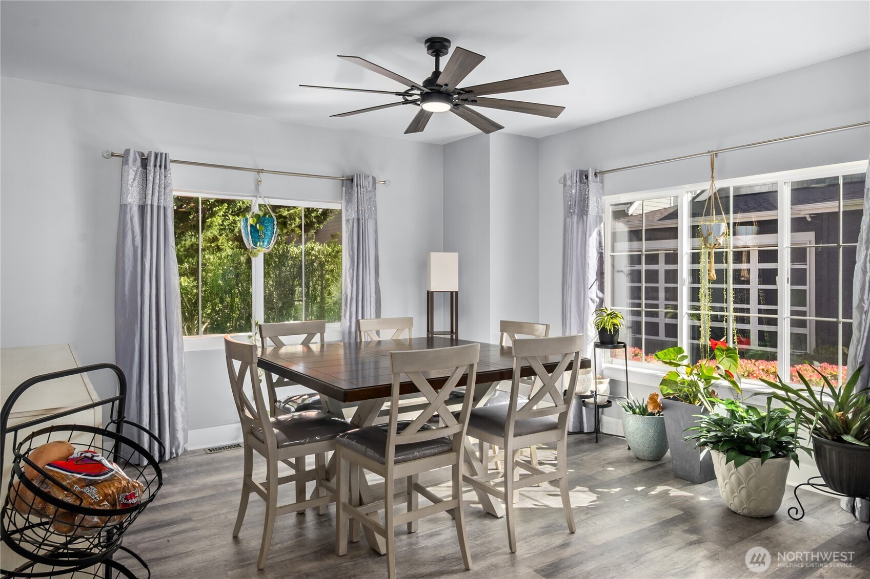 4915 Bering Street NW, Gig Harbor, WA 98332