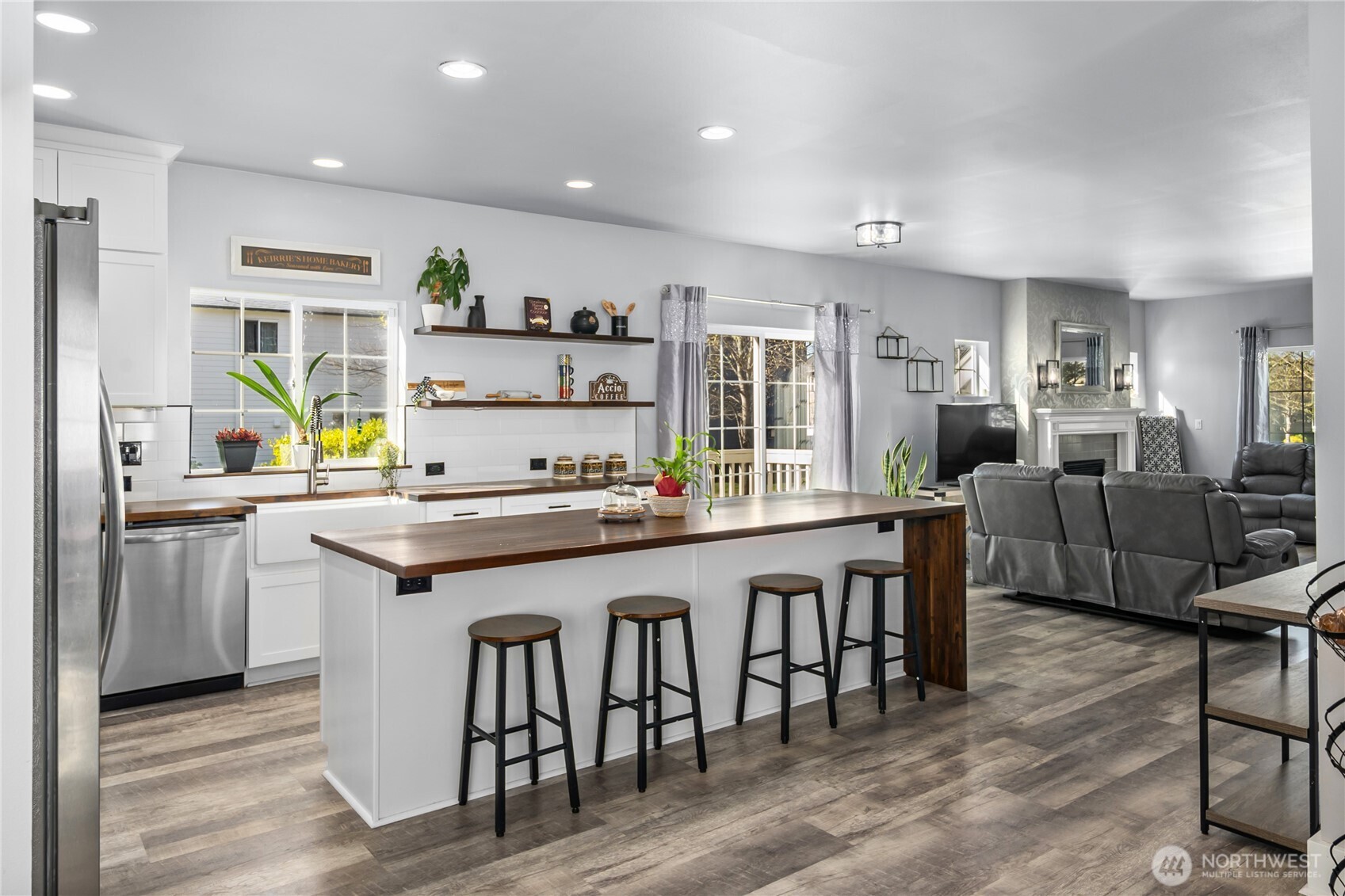 4915 Bering Street NW, Gig Harbor, WA 98332