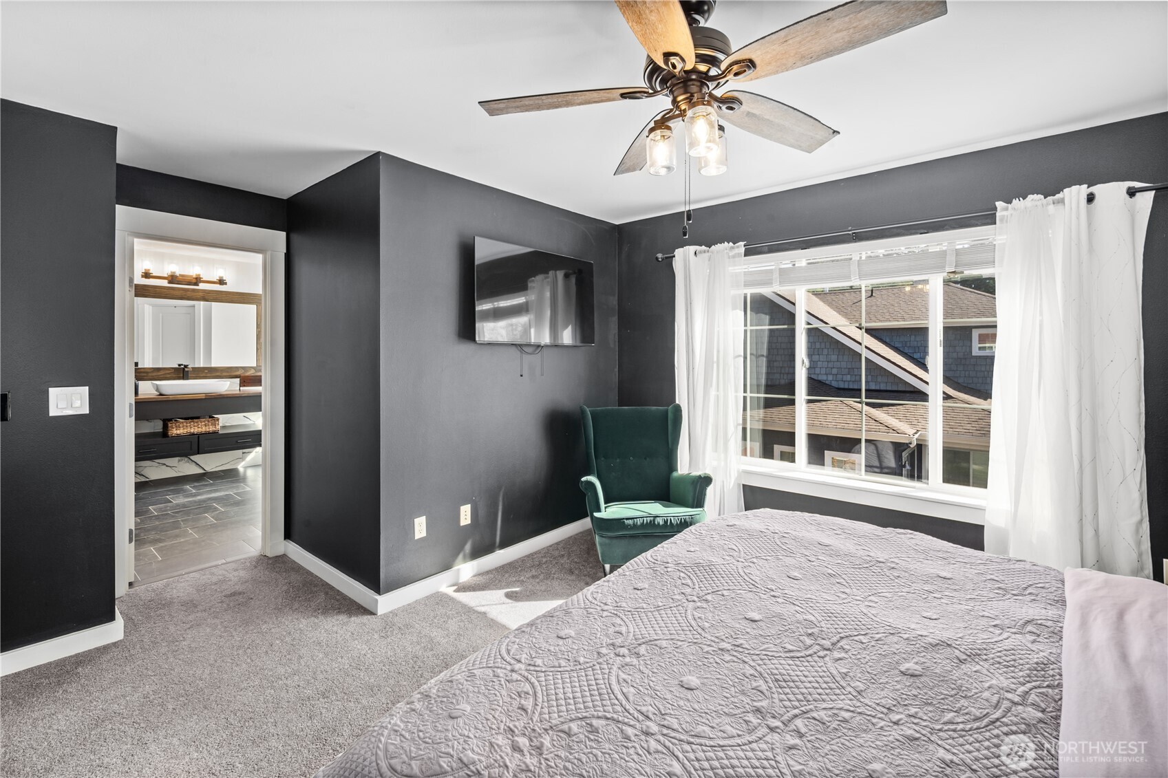 4915 Bering Street NW, Gig Harbor, WA 98332