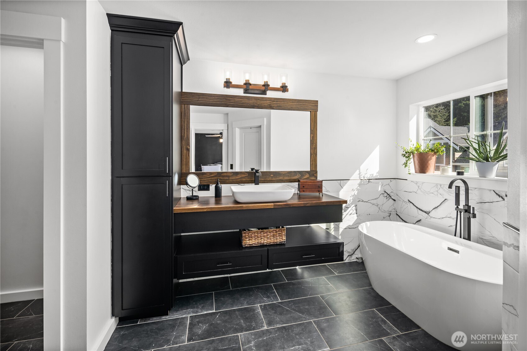 4915 Bering Street NW, Gig Harbor, WA 98332