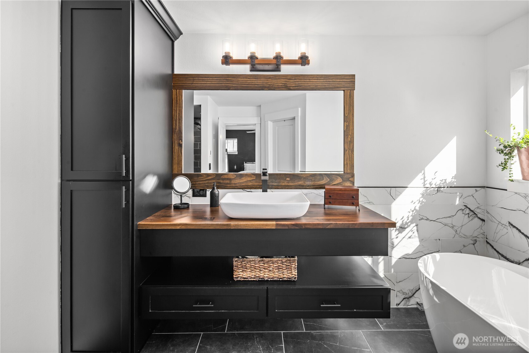 4915 Bering Street NW, Gig Harbor, WA 98332