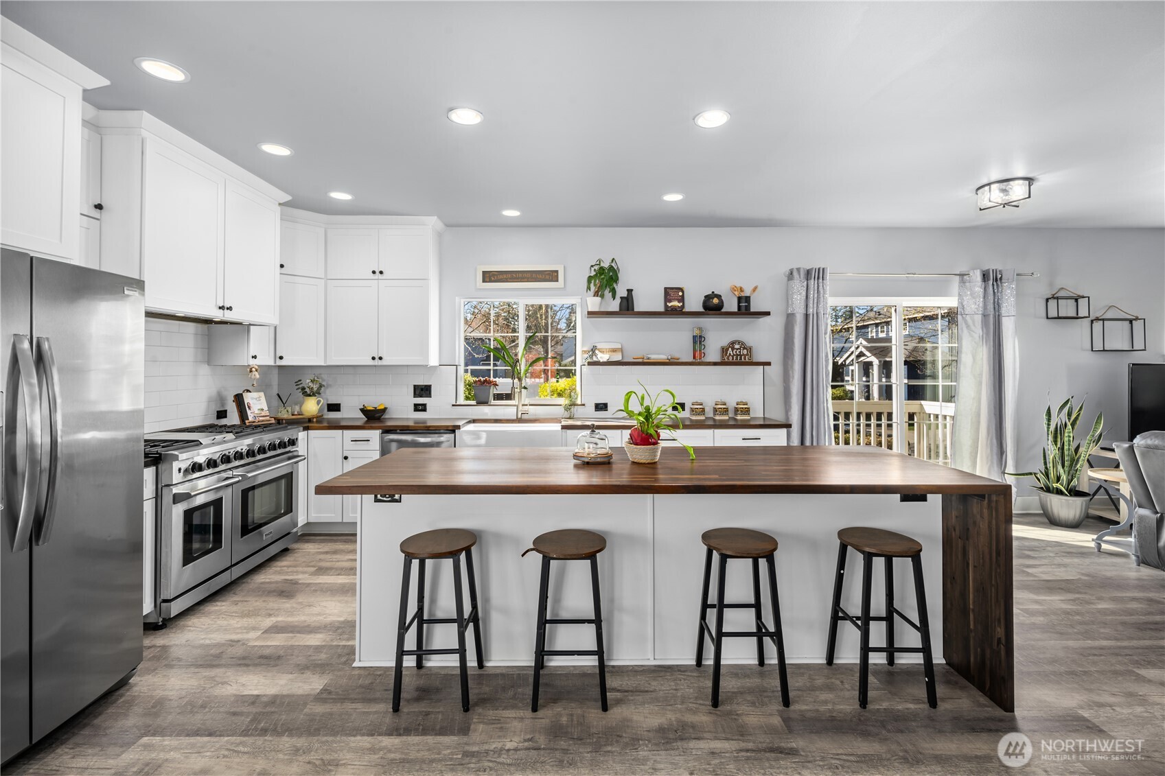 4915 Bering Street NW, Gig Harbor, WA 98332