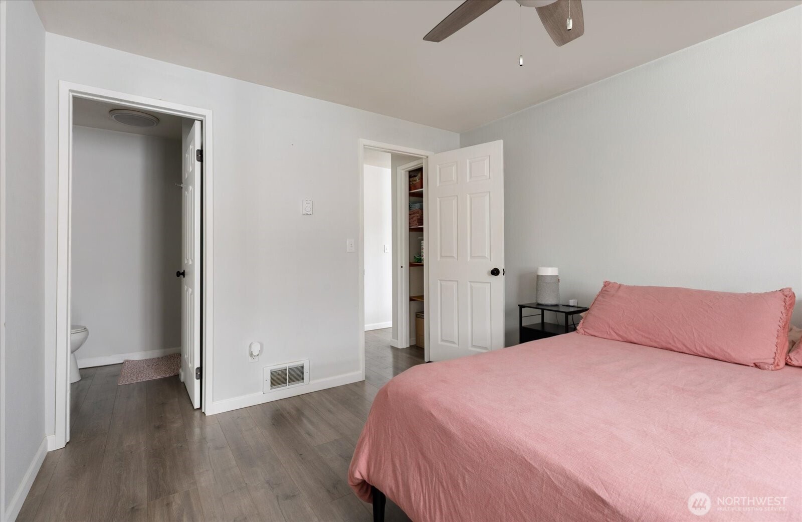730 SE 8th Avenue #G201, Oak Harbor, WA 98277