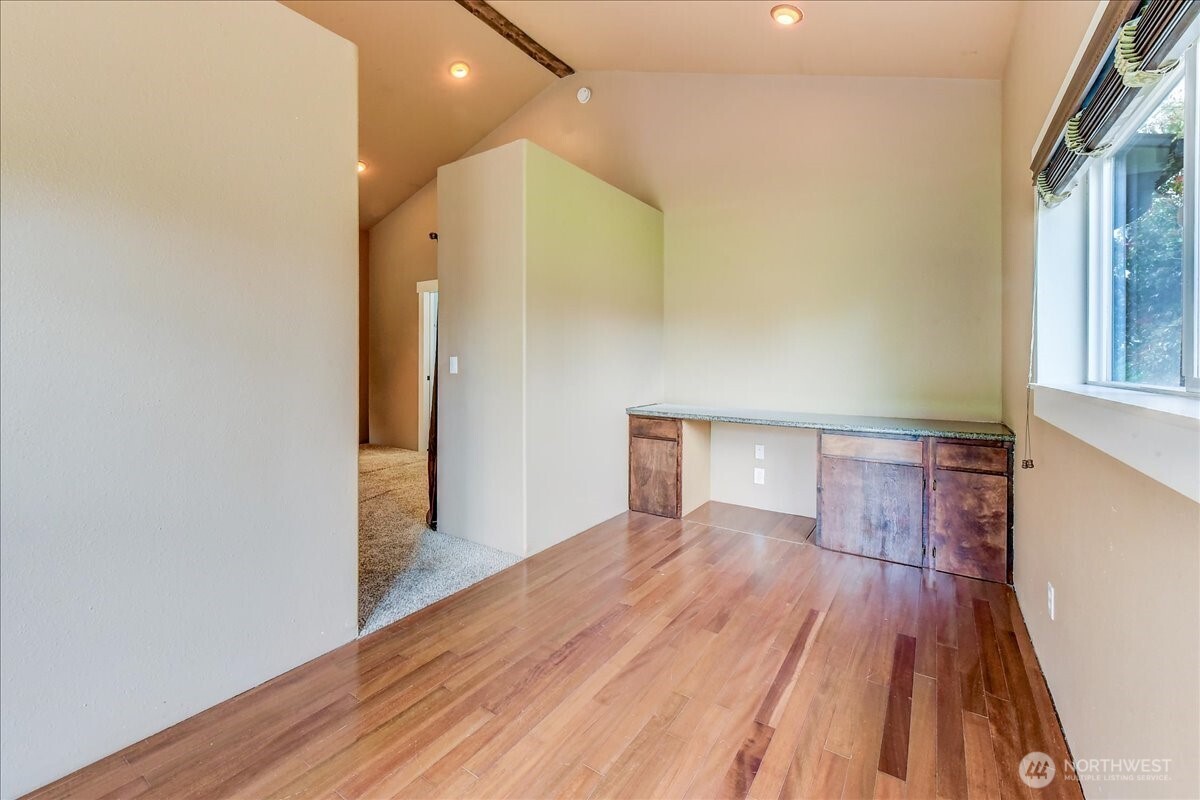 1214 Hemlock Street , Milton, WA 98354