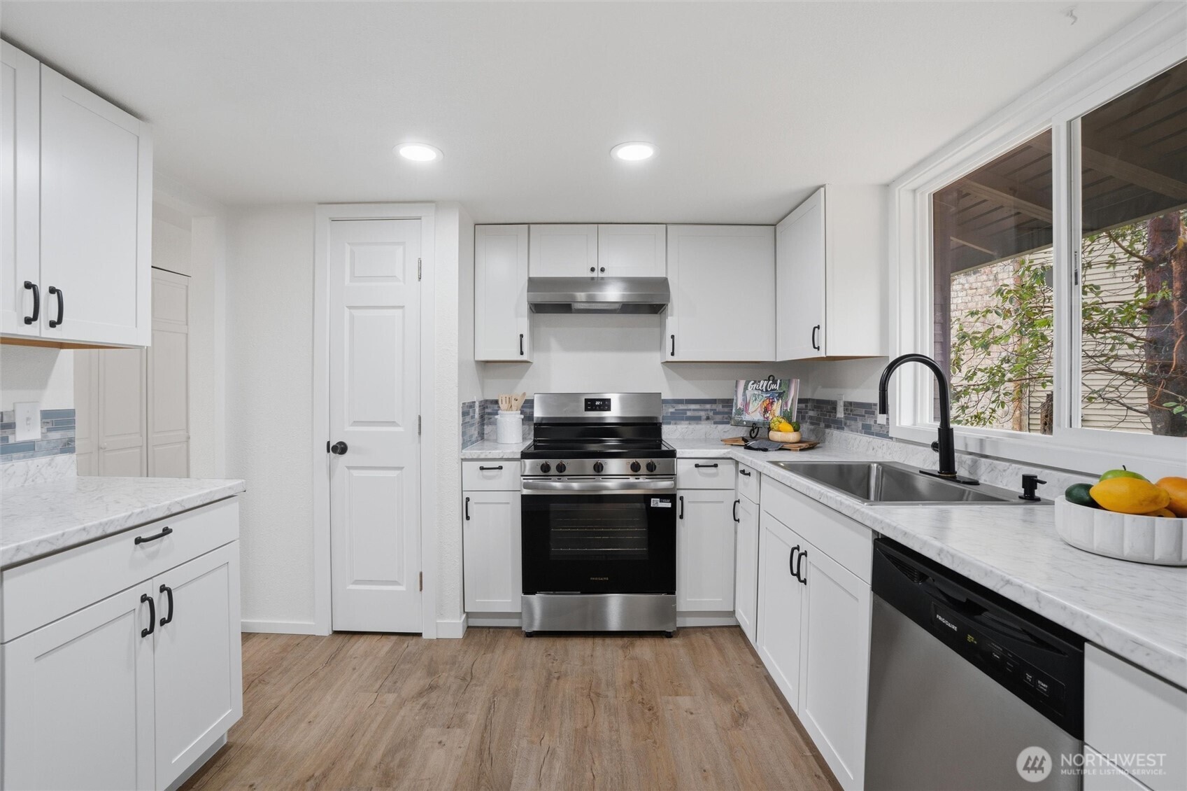 5165 Granada Place SE, Port Orchard, WA 98367