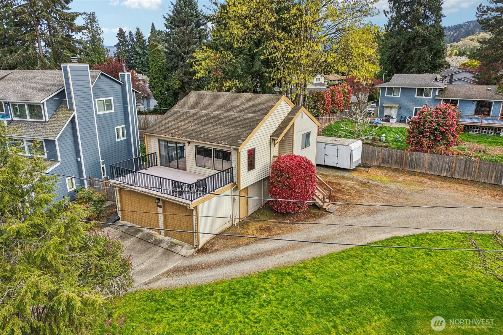 18805 SE 42nd Street , Issaquah, WA 98027