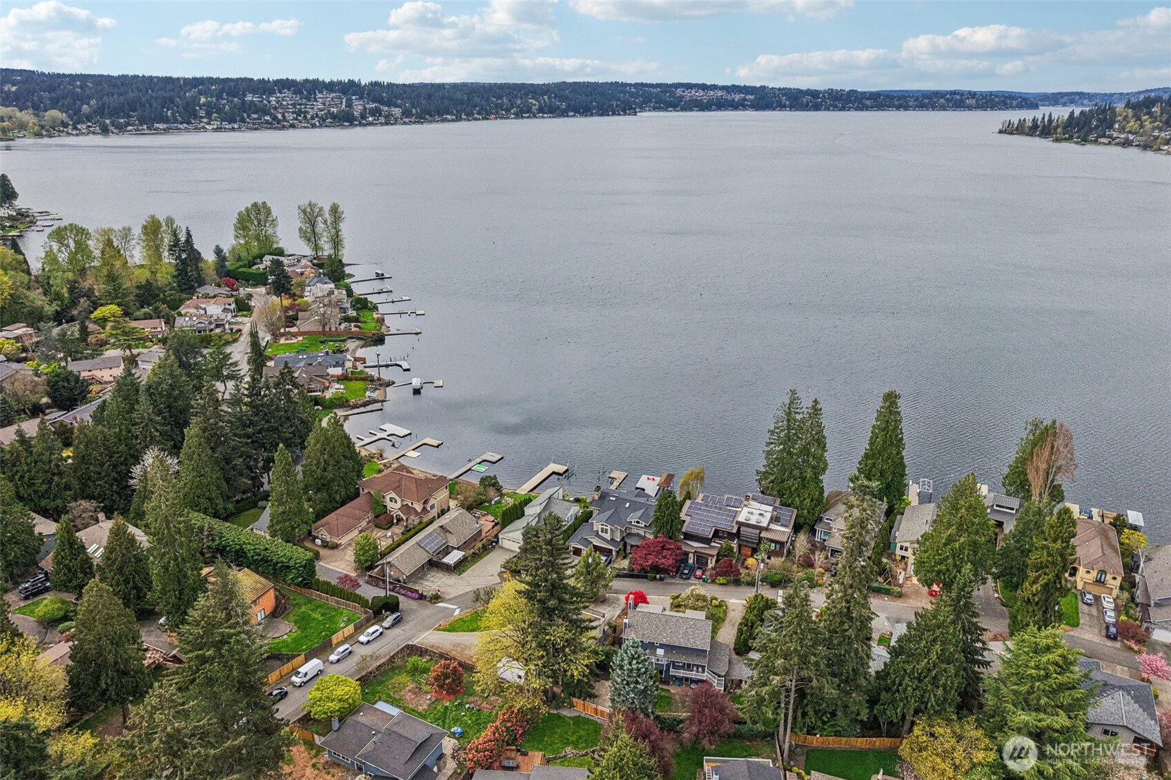 18805 SE 42nd Street , Issaquah, WA 98027