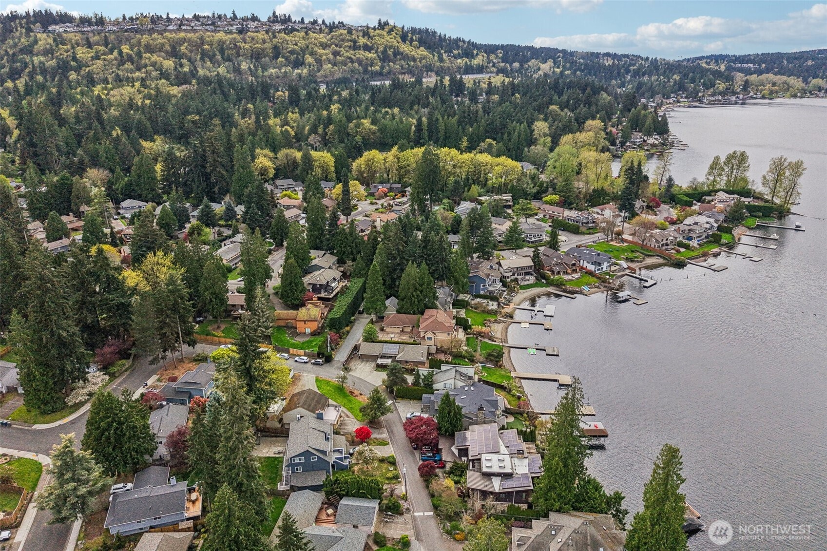 18805 SE 42nd Street , Issaquah, WA 98027