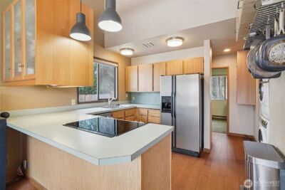 18805 SE 42nd Street , Issaquah, WA 98027 - Photo 10