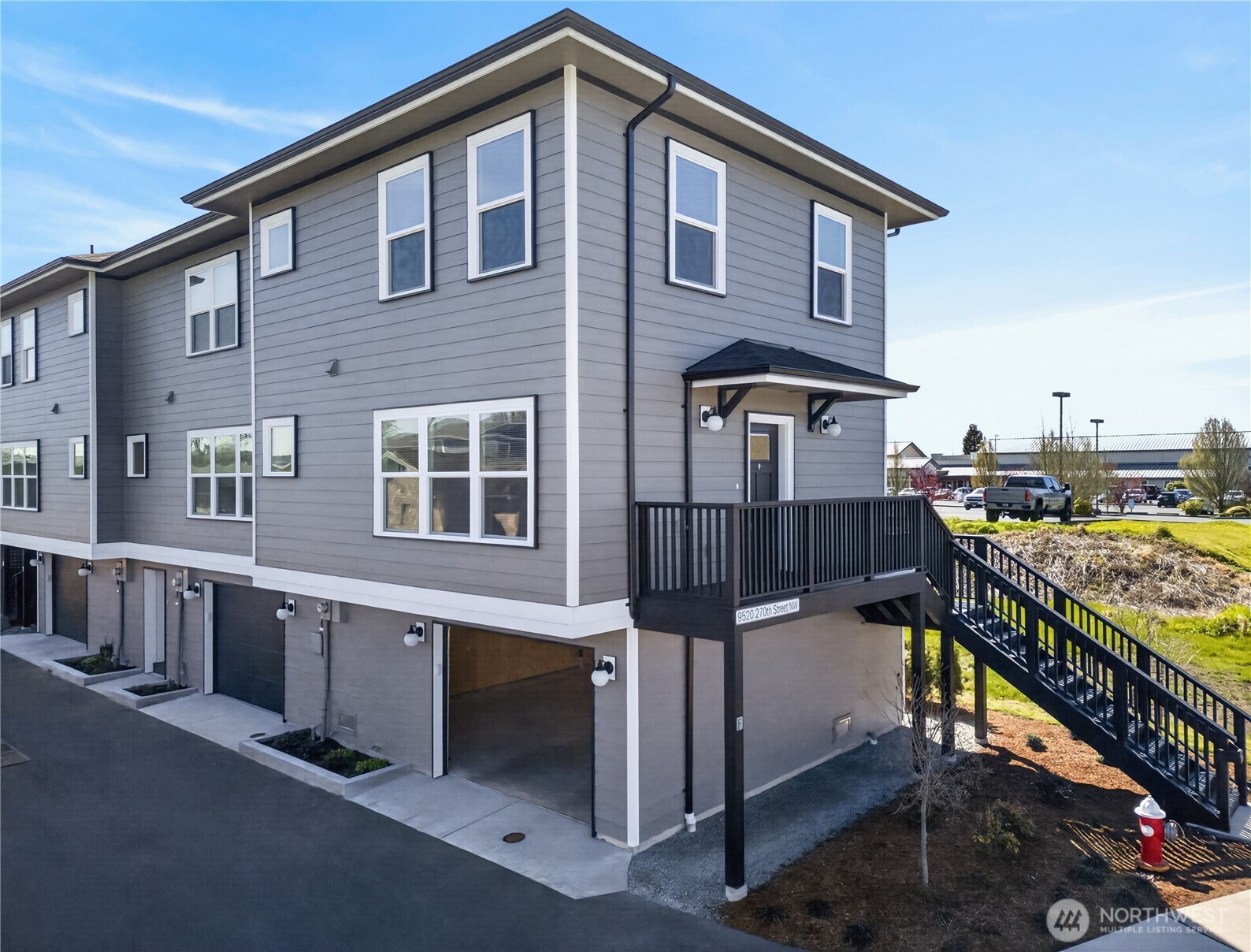 9520 270TH NW #F, Stanwood, WA 98292