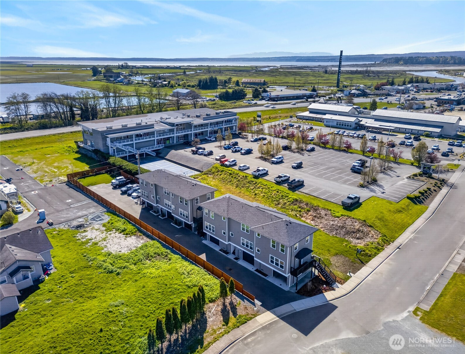 9520 270TH NW #F, Stanwood, WA 98292