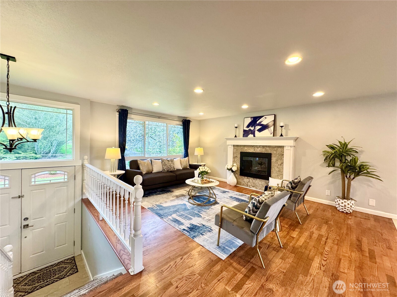 430 128 Avenue SE, Bellevue, WA 98005-3606