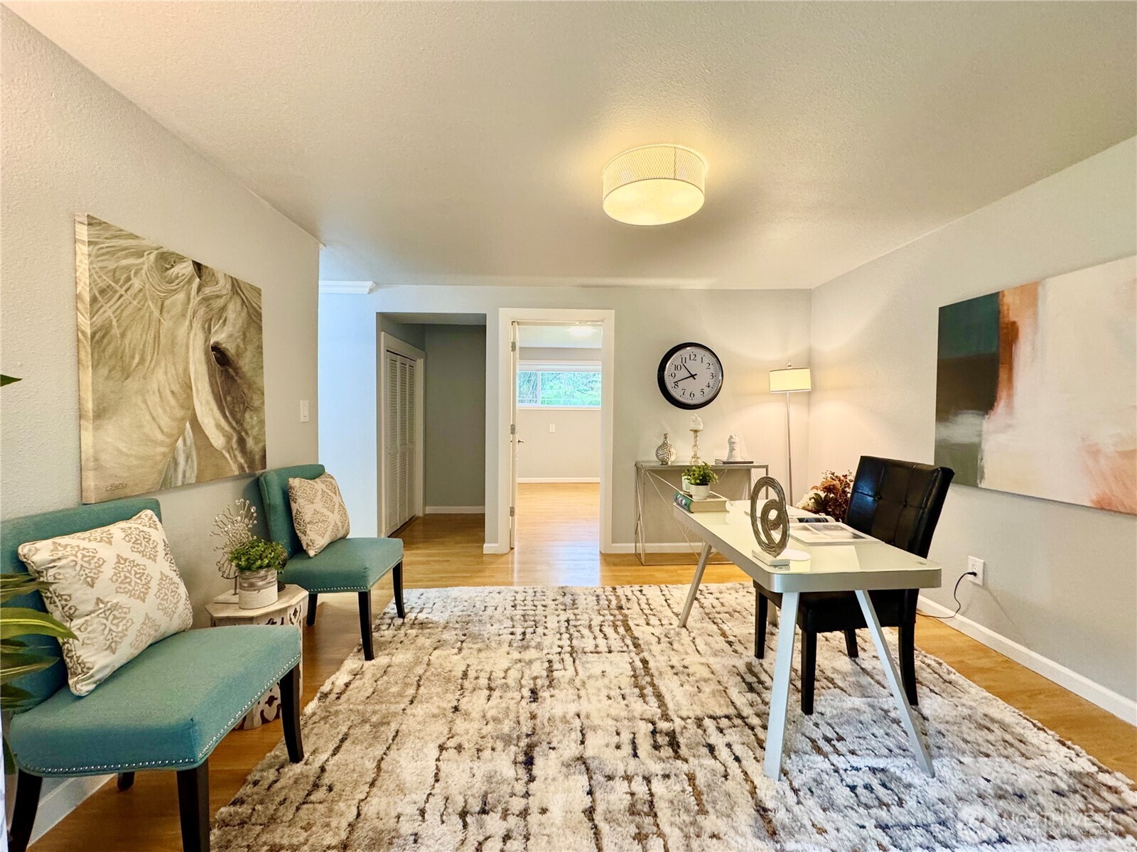 430 128 Avenue SE, Bellevue, WA 98005-3606