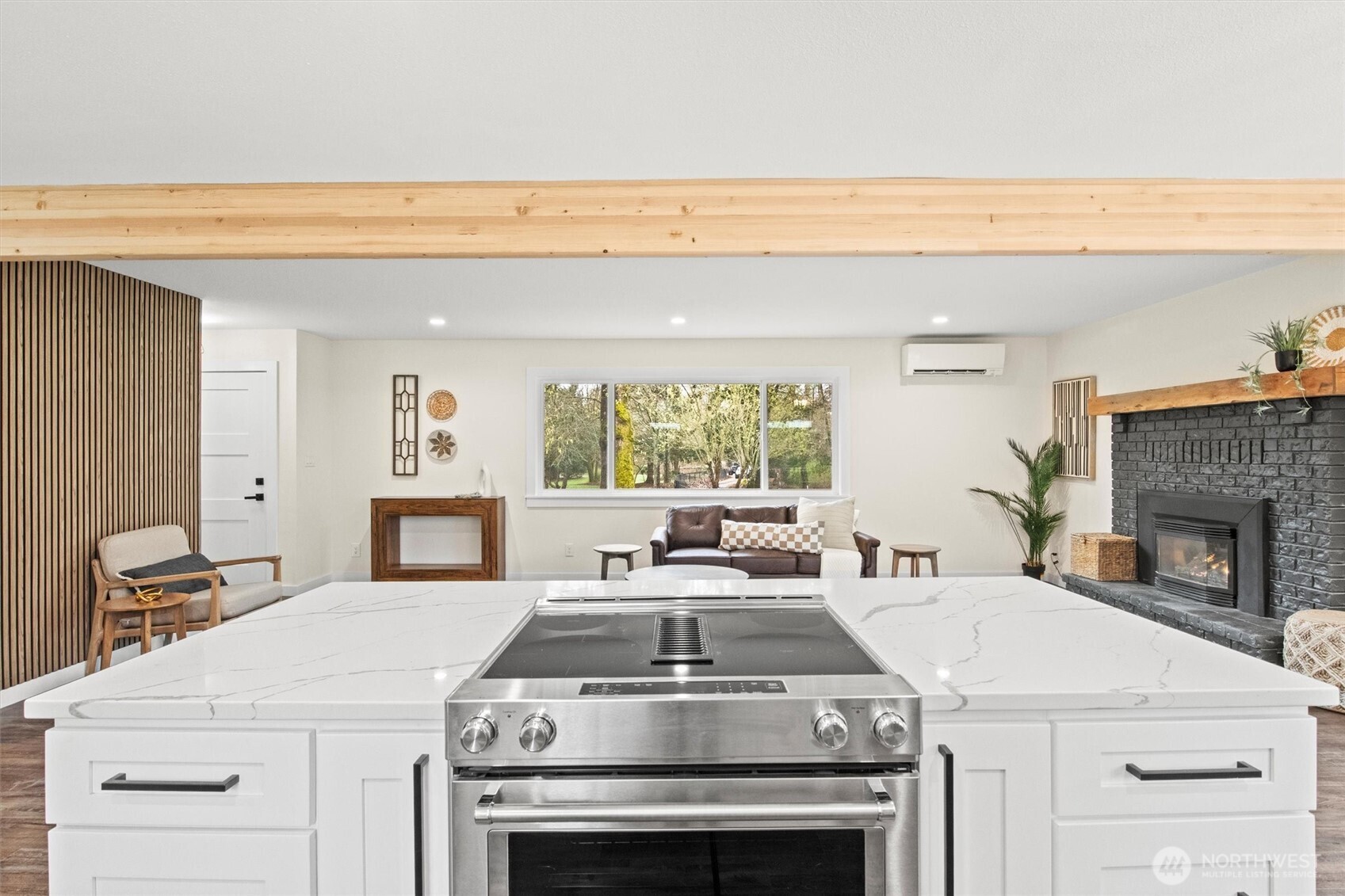 3984 Bancroft Road , Bellingham, WA 98225