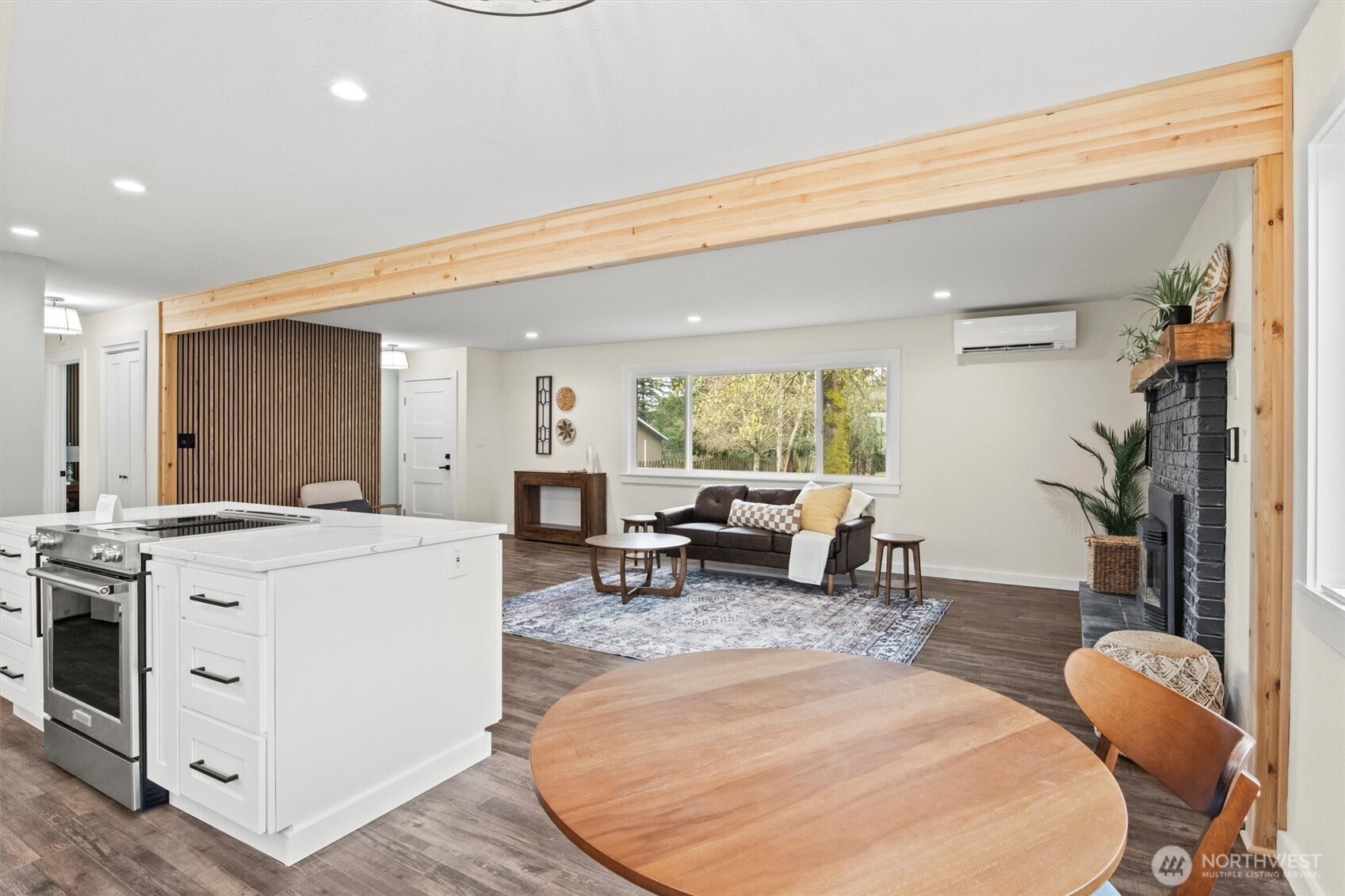 3984 Bancroft Road , Bellingham, WA 98225