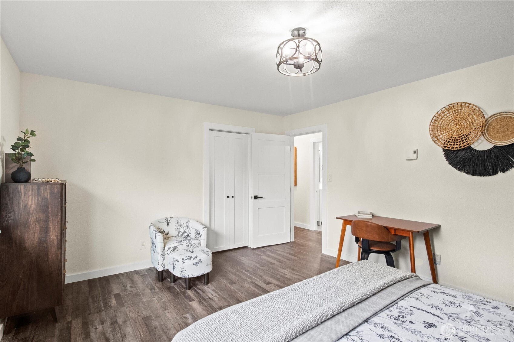3984 Bancroft Road , Bellingham, WA 98225