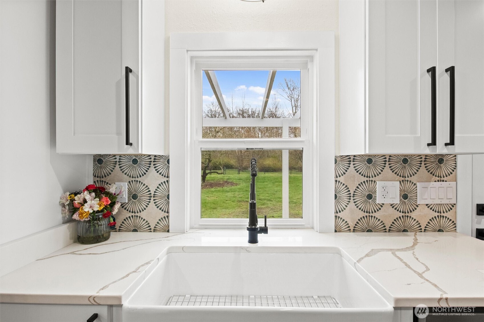 3984 Bancroft Road , Bellingham, WA 98225