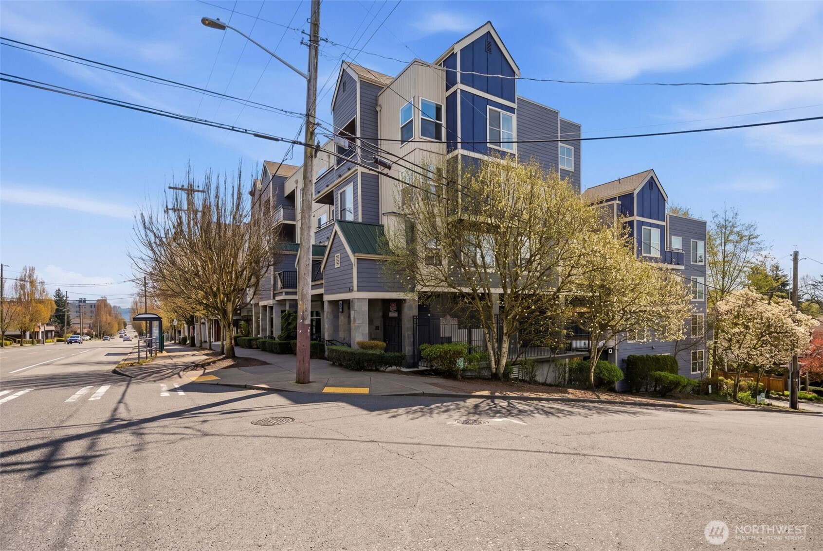 9057 Greenwood Avenue N #102, Seattle, WA 98103