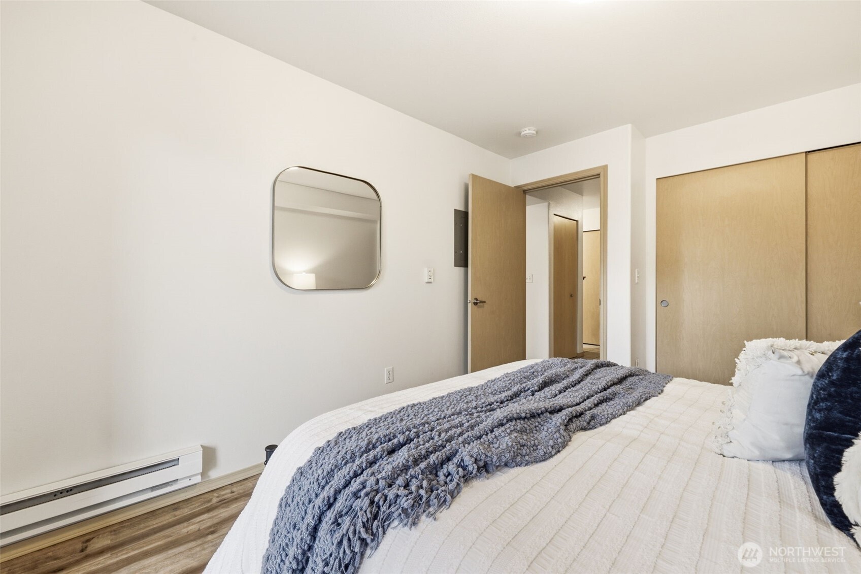 9057 Greenwood Avenue N #102, Seattle, WA 98103