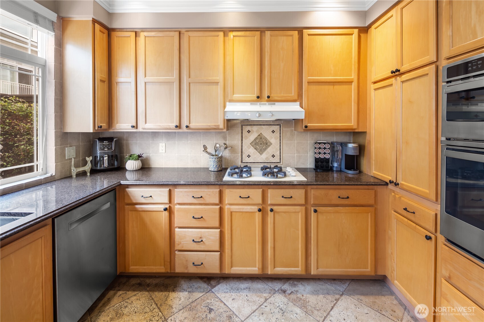 8630 113th Lane NE, Kirkland, WA 98033